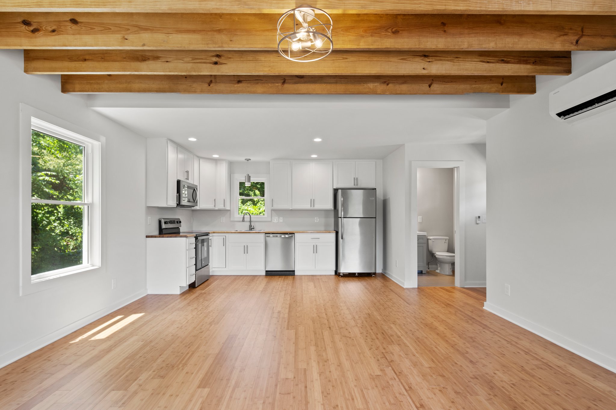 Standard Cottage 2 Bed, kitchen open to living area