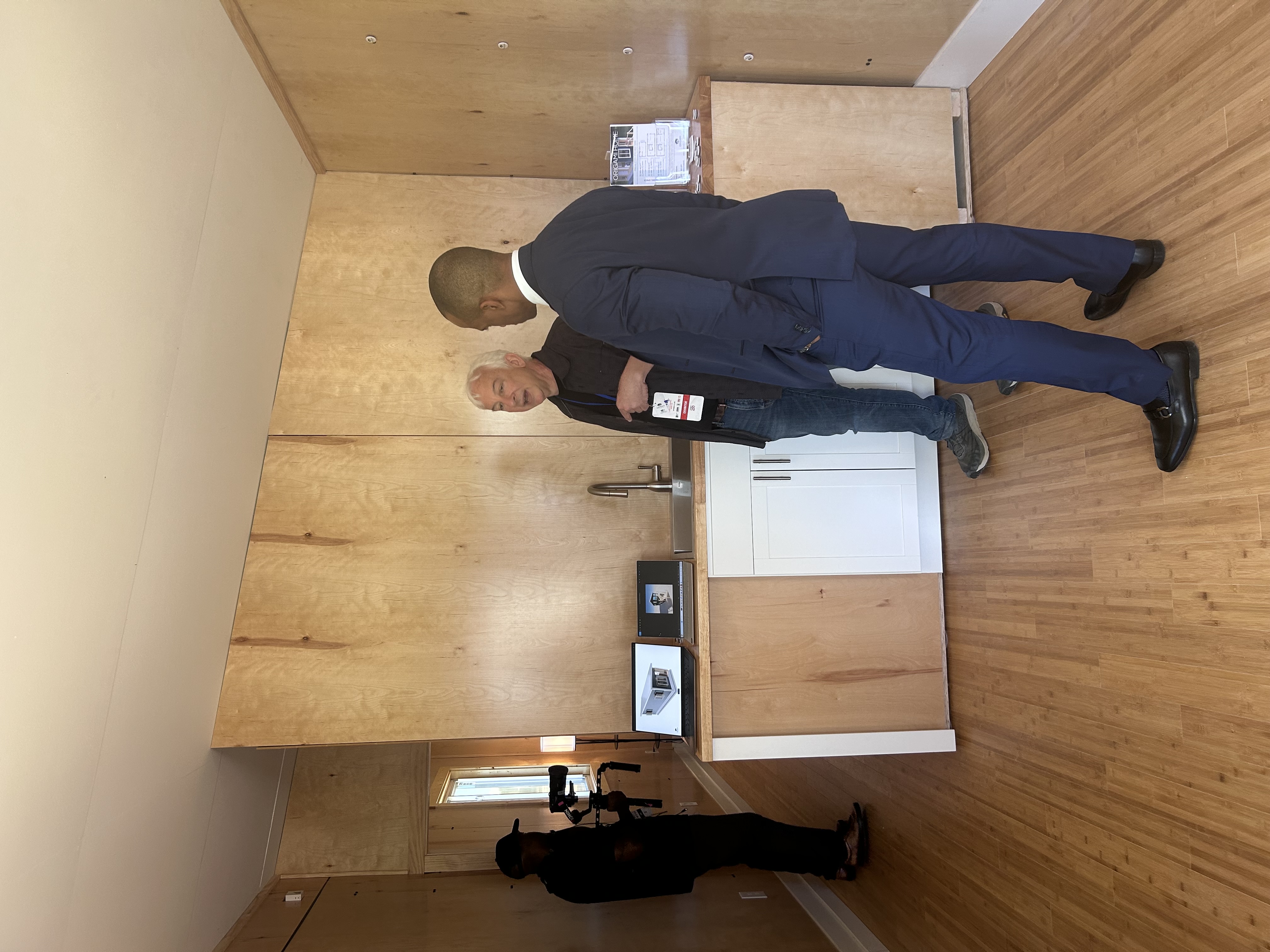 Barry Bialik with Housing Secretary Turner at the National Mall showcase